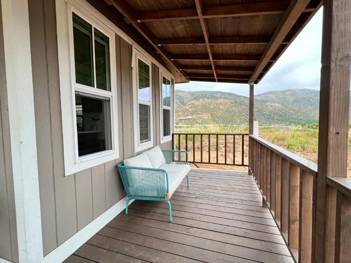 Lirios Tiny House En Valle De Guadalupe Exteriör bild